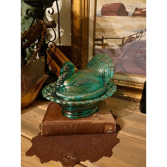 Large Teal Carnival Glass Turkey on Nest Dish – Lace Edge Trinket Box – Mosser G - Picture 4 of 7